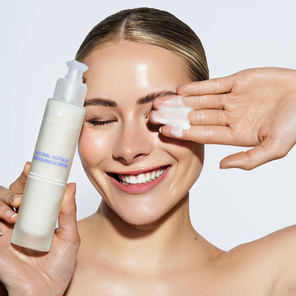 Crème nettoyante naturelle à la toxine botulique